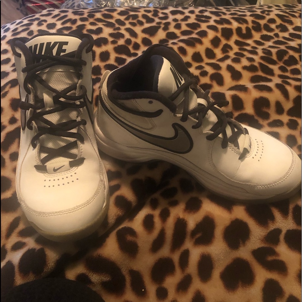 Nike shoes